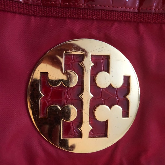 Tory Burch red tote with gold detail - Picture 3 of 5
